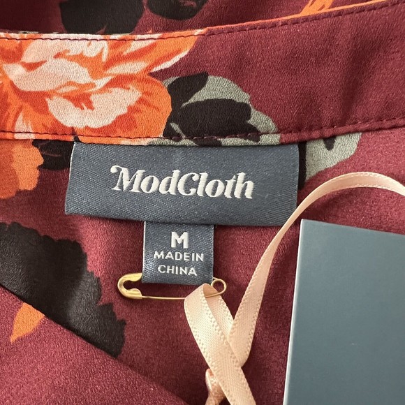 ModCloth Popover Blouse Red Orange Floral Long Sleeve Half Button - Picture 5 of 6